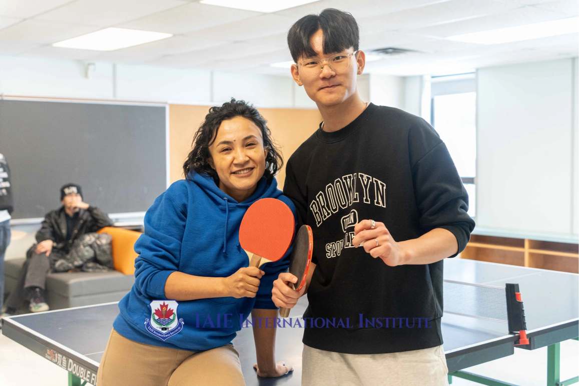 Trận Đấu Bóng Bàn: Kinh Nghiệm vs. Năng Lượng